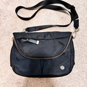 Lululemon Crossbody Satchel, Black